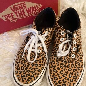 Vans Cheetah Print lace up shoes